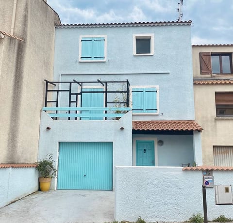 Maison Bleue Quartier Haut,Clim,Parking,Jardin