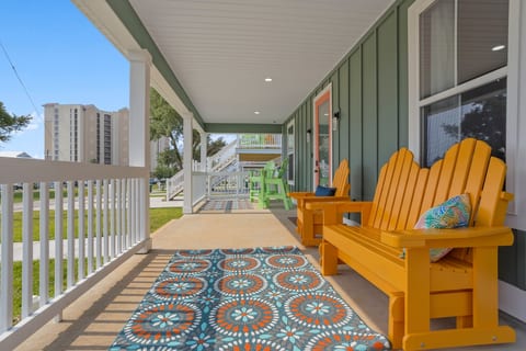 Front view of single level 5-bedroom beach home. There are 8 beds in this home.
Questions? 5107982341