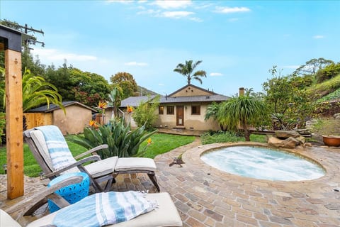 Hendry's Beach House