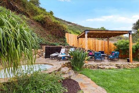 Hendry's Beach House