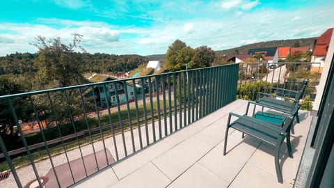 AlbLoft - Design-Wohnung 82 qm mit Balkon bei Tübingen
