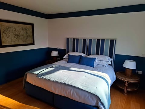 King Room with Lake View