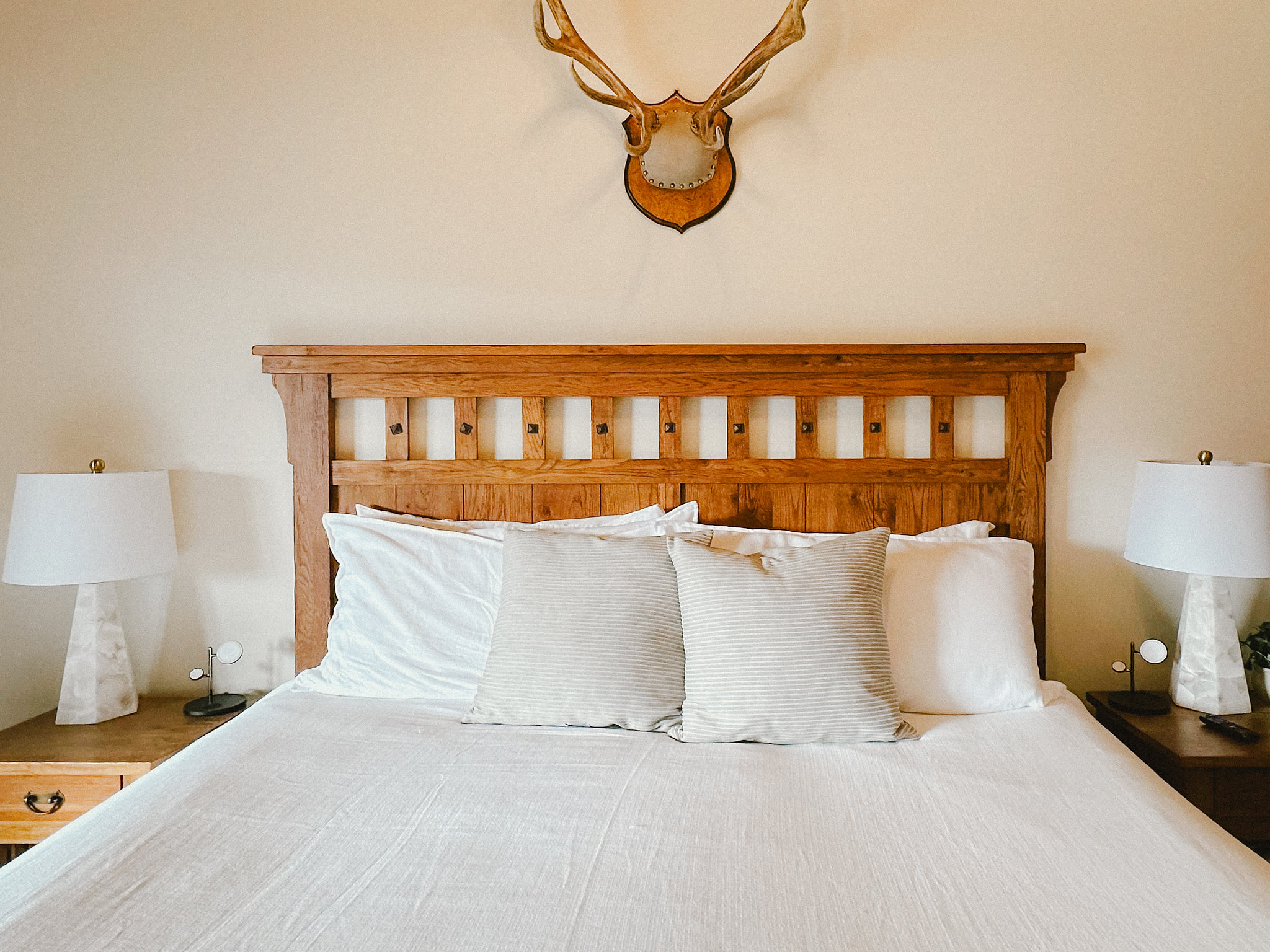 Studio at Trailhead • Top Floor • Mtn Views