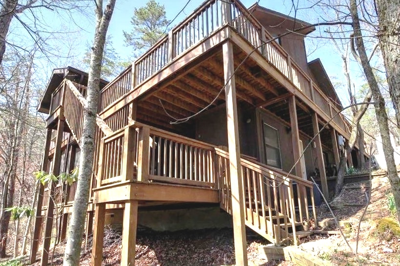 4-Bedroom+Loft-Sauna-Pool table-Bar-2 Fireplaces image 1