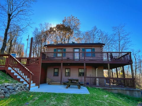 Lots of deck seating with incredible views!