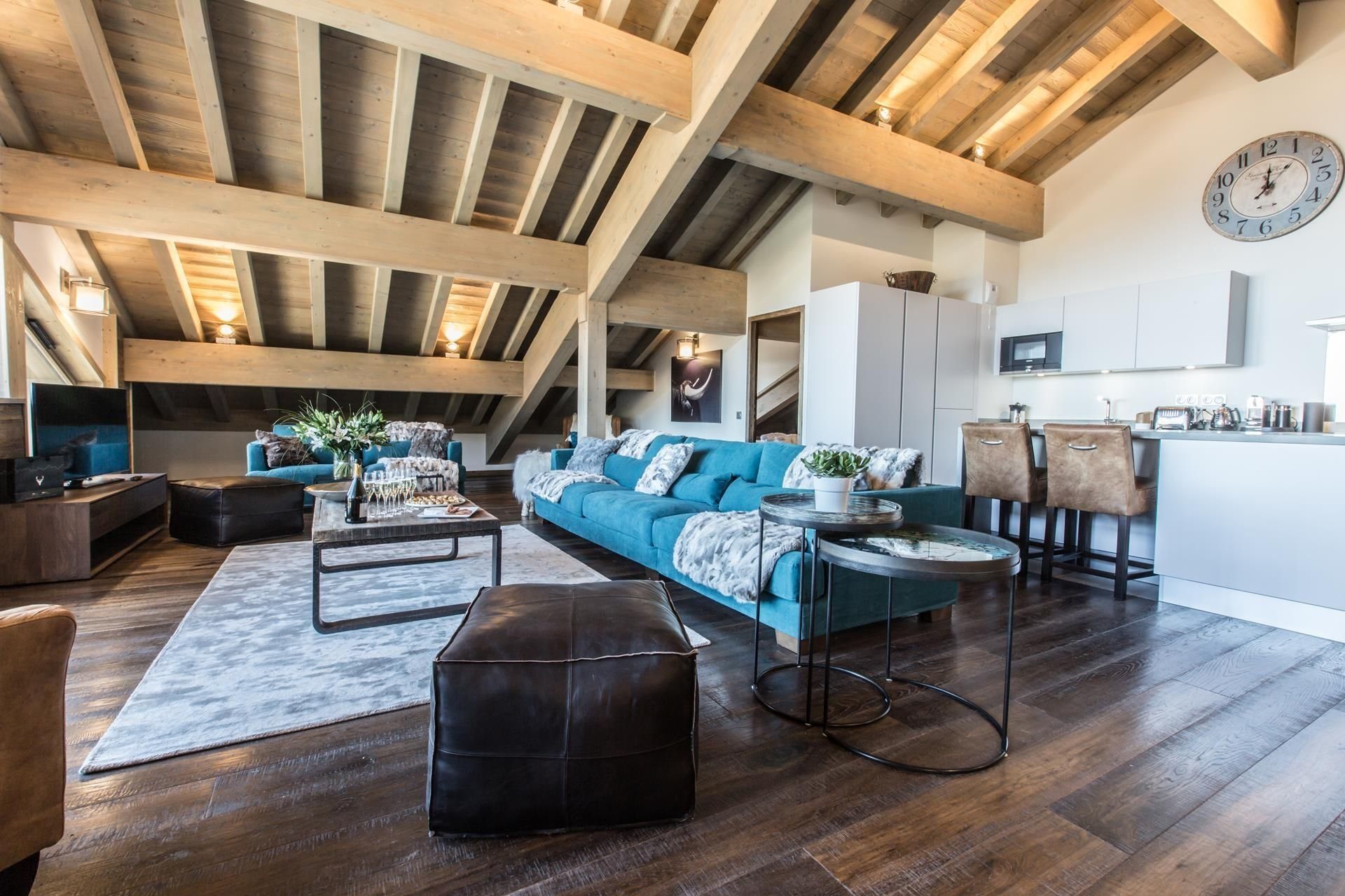 Penthouse with 4 BDR Courchevel Moriond