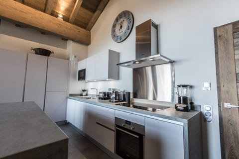 Penthouse with 4 BDR Courchevel Moriond
