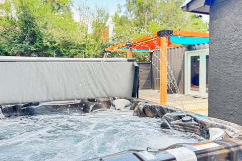 Sierra Vista Sanctuary | Luxe Hot Tub | Game Loft