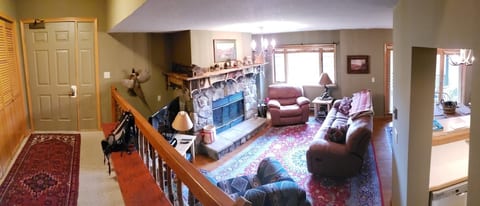 Living room and entrance