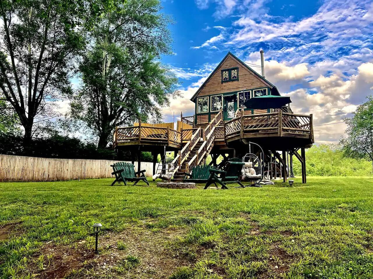 Riverside Retreat-Soak in Hot Tub w/Mountain Stars