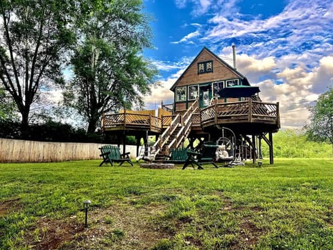 Riverside Retreat-Soak in Hot Tub w/Mountain Stars