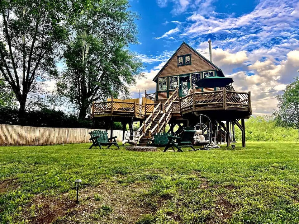 Riverside Retreat-Soak in Hot Tub w/Mountain Stars - Shenandoah