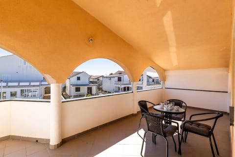 Apartments Hasnek - Unit 377083-13