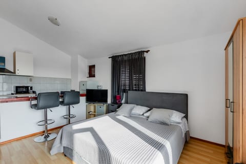 Apartments Papic - Unit 377993-13