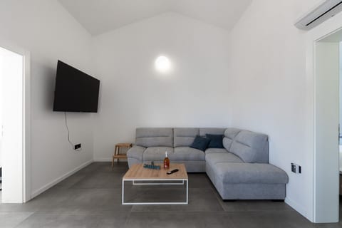 Apartments Sandra - Unit 378003-13