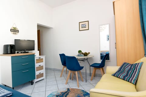 Apartments Beach house Blace - Unit 378055-13