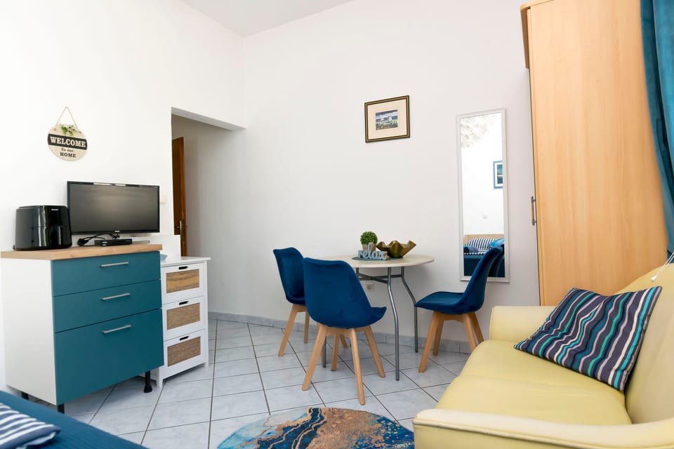 Apartments Beach house Blace - Unit 378055-13