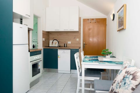 Apartments Beach house Blace - Unit 378057-13