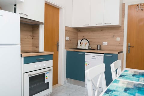 Apartments Beach house Blace - Unit 378057-13