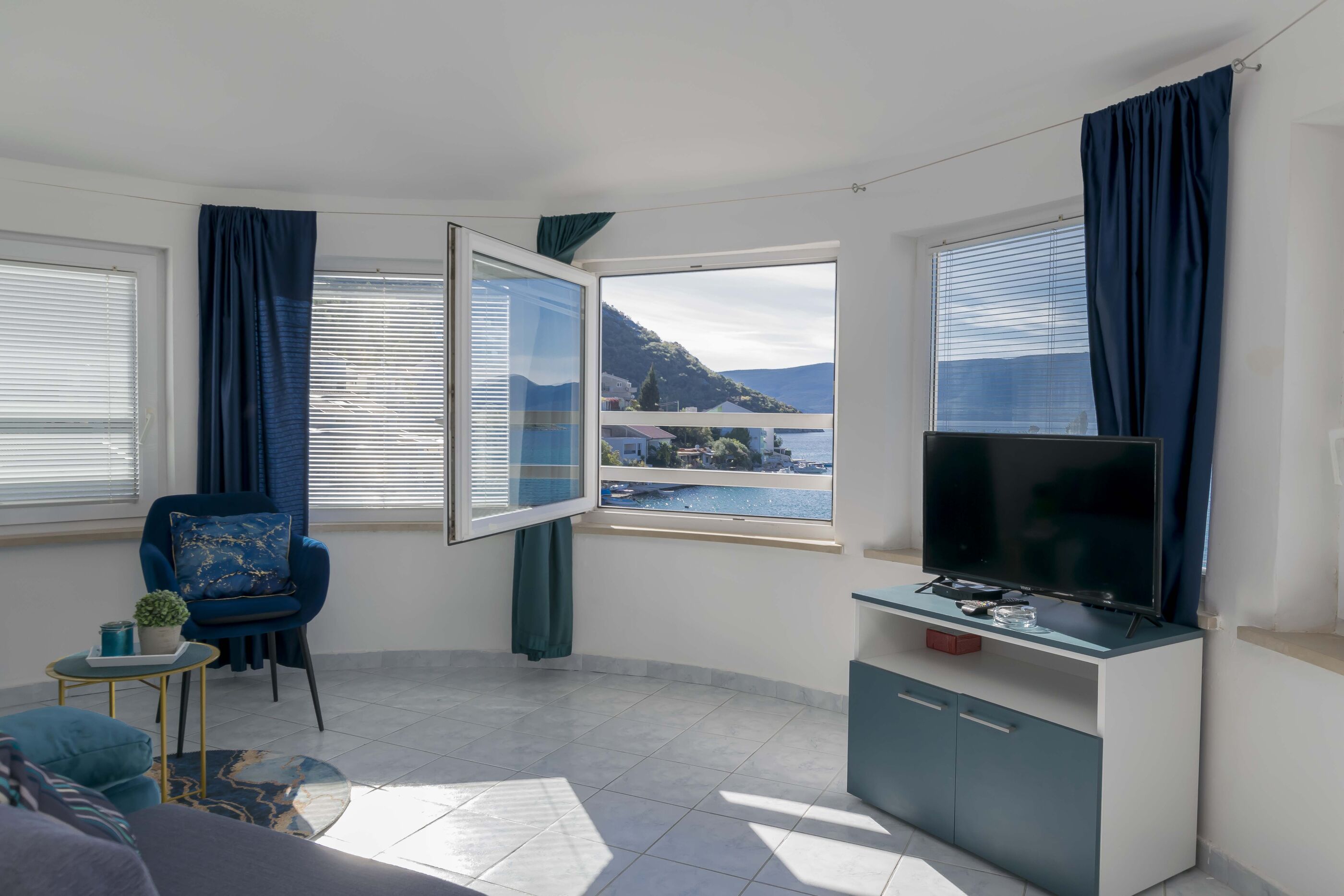 Apartments Beach house Blace - Unit 378058-13