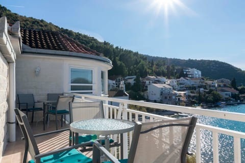 Apartments Beach house Blace - Unit 378059-13