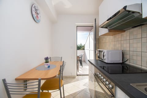 Apartment Danijela - Unit 47331-61