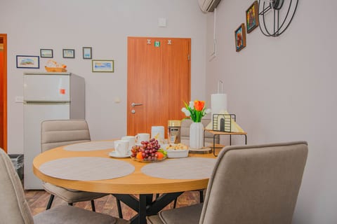 Apartments Josip - Unit 48556-61