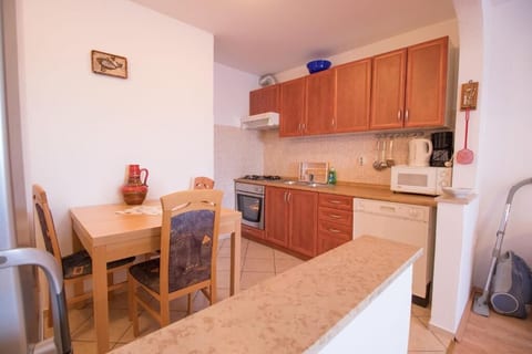 Apartments Nusret - Unit 52418-61