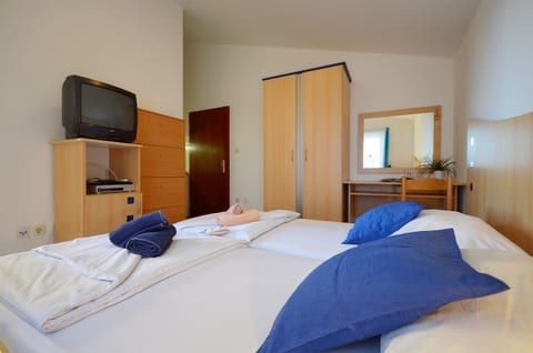 Apartments Mira - Unit 150878-15