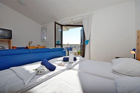 Apartments Mira - Unit 150880-15