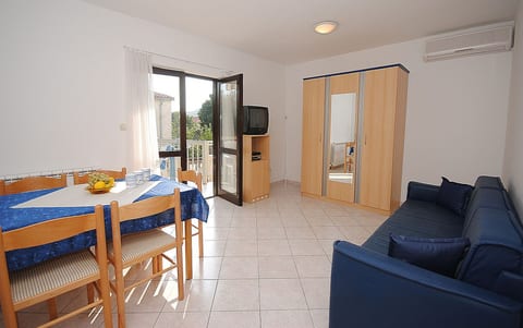 Apartments Mira - Unit 150881-15