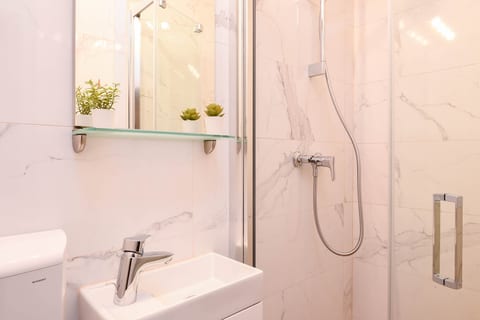 Apartments Lulak - Unit 208536-5