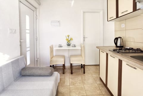 Apartments Apartmani Mastelić - Unit 375040-13