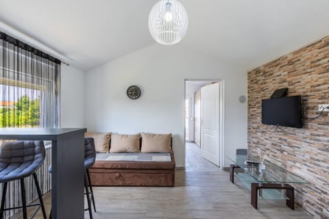 Apartment Horjan - Unit 377975-13