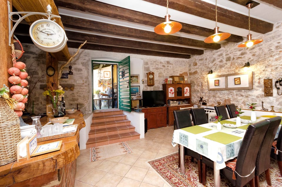 Apartment Vintage Dalmatia Stay - Unit 378065-13 - Croatia
