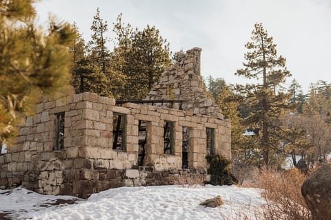 The Old Dam Keepers Stone Cabin was used as a movie set in the 1931 Frankenstein film and later in the re-release in 1935. It sits atop a hill just yards beyond the dam at the lake’s south end.