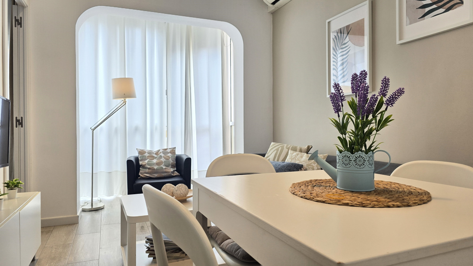 Opening Doors Gracia - Cosy and bright 2-bedroom apartment