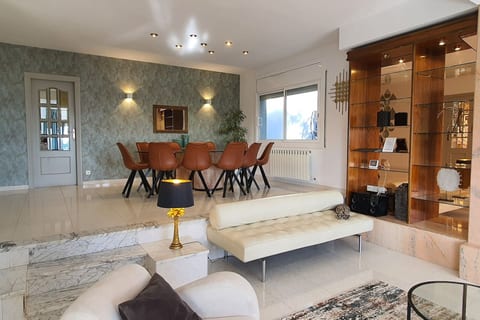 Main living - dining room