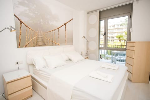 Opening Doors Poblenou with terrace and pool