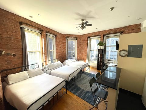 Nest Aparthotel walk to Empire State