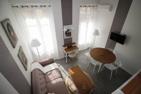 Trianon : Charmant studio Nice