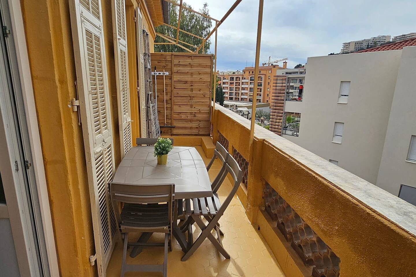 Bel appartement avec terrasse