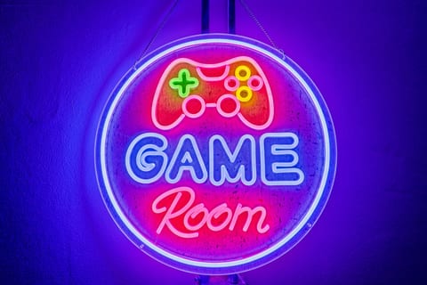 Game room with Nintendo Switch! 🎮