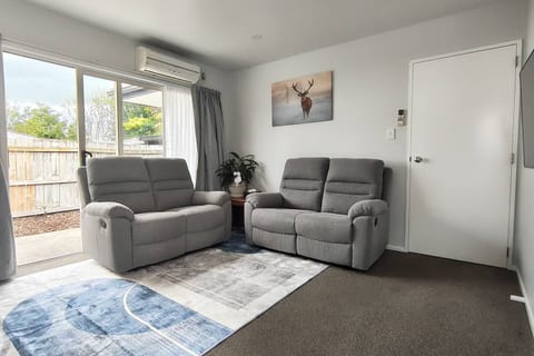Kozy Kottage, Near Hospital & Perfect for Families