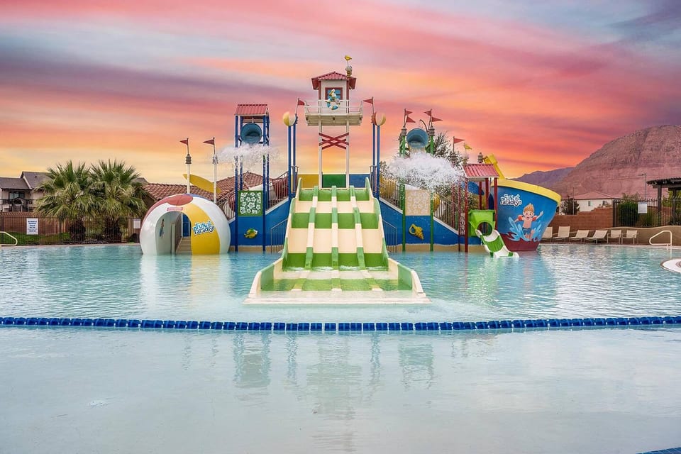 Casa Paradise Village - Capacidad para 15 - Piscina y jacuzzi - Santa Clara