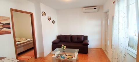 House Bonaca - Unit 378067-13