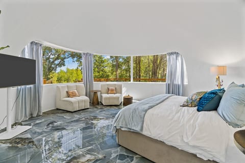 The Fairy House | 3 Beds 2 Baths