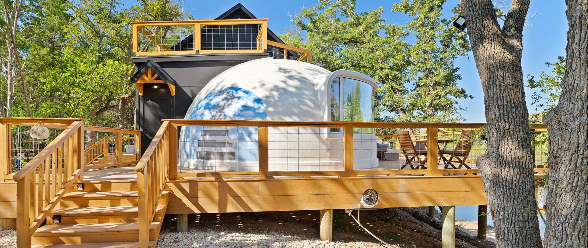 The Sky Castle | 3 Beds 2 Baths