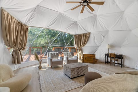 The Bird House | 6 Beds 2 Baths
