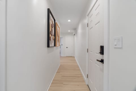 The Bird House | 6 Beds 2 Baths